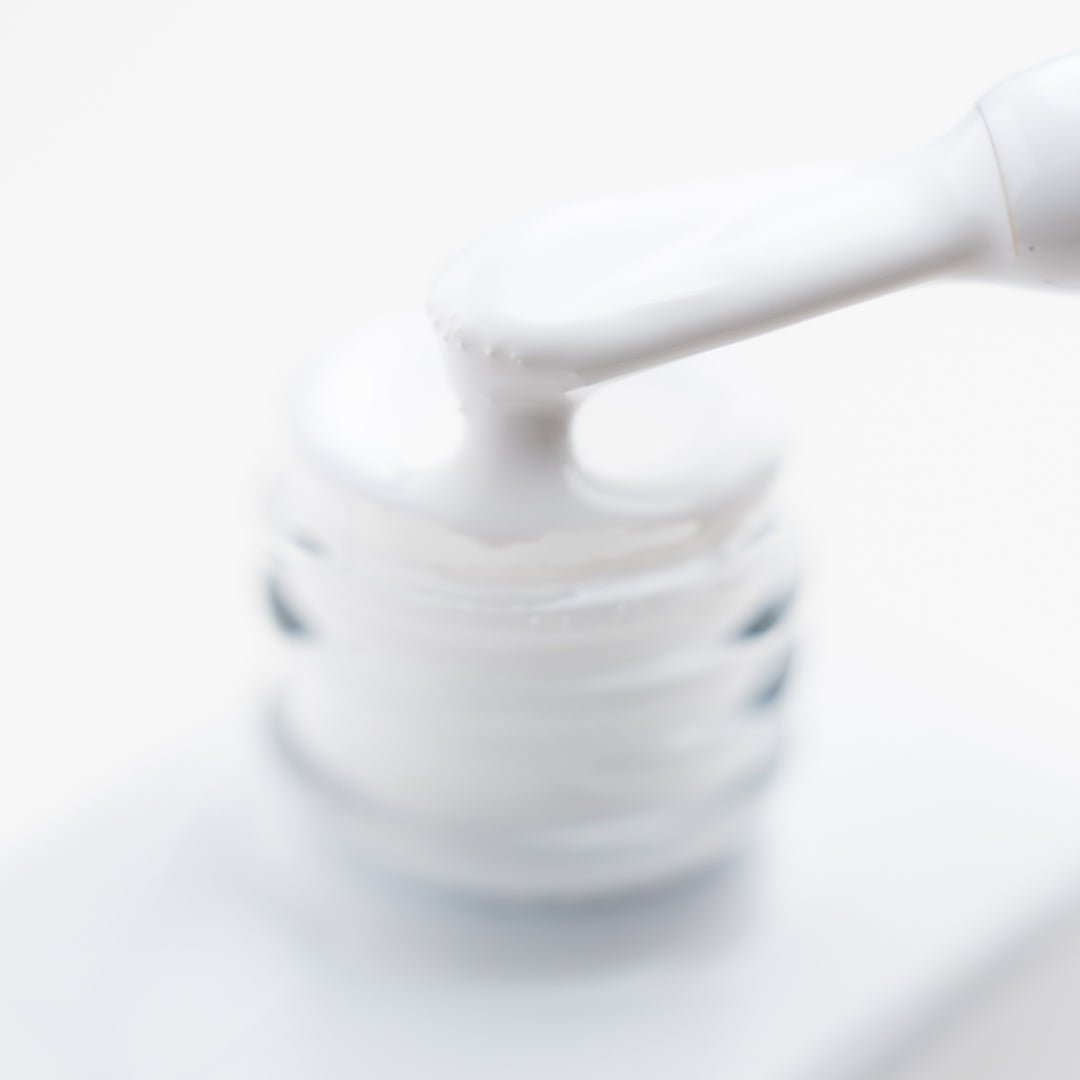French cu gel: linia de zâmbet curată, în trei variante - Nailee