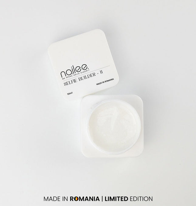 Selfie Builder 20/50ML - 11 White Splash - NaileeSelfie Builder 20/50ML - 11 White SplashNaileeSF20-11NaileeSelfie Builder 20ml - 11 White Splash