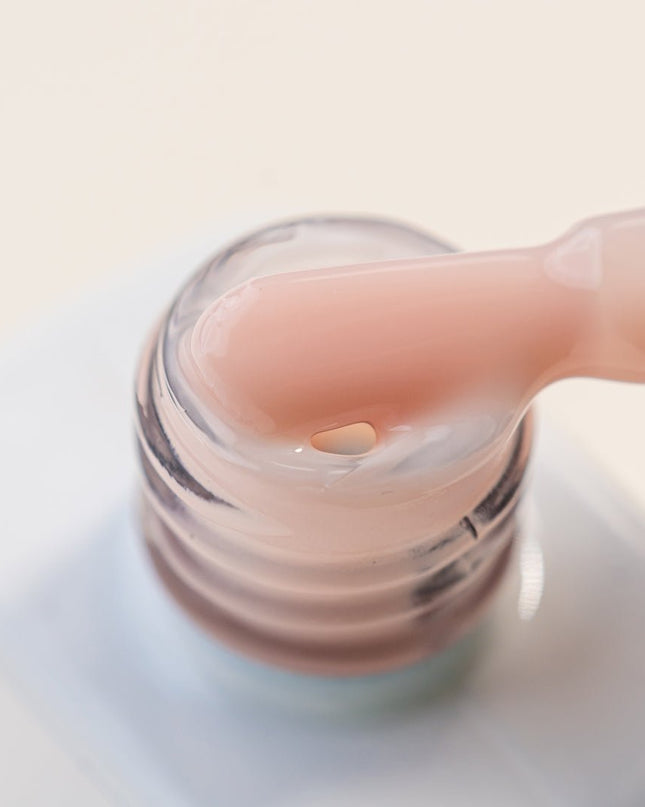 Rubber 12ml - Essentials Natural RB09 - NaileeRubber 12ml - Essentials Natural RB09NaileeRubber09Nailee