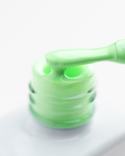 Gel Polish 12ml - Electric Green GP40 - NaileeGel Polish 12ml - Electric Green GP40Nail CareNailee12ML-GP40Nailee