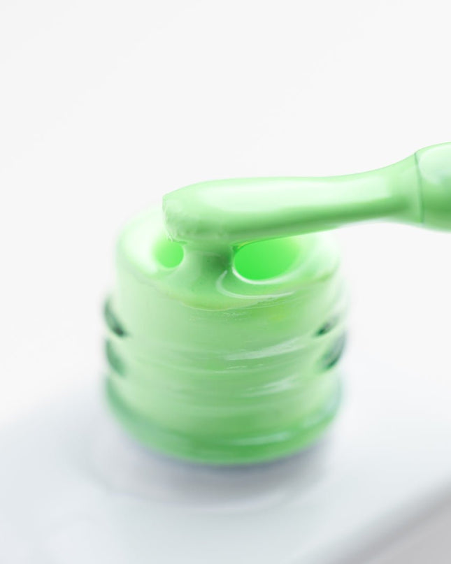 Gel Polish 12ml - Electric Green GP40 - NaileeGel Polish 12ml - Electric Green GP40Nail CareNailee12ML-GP40Nailee